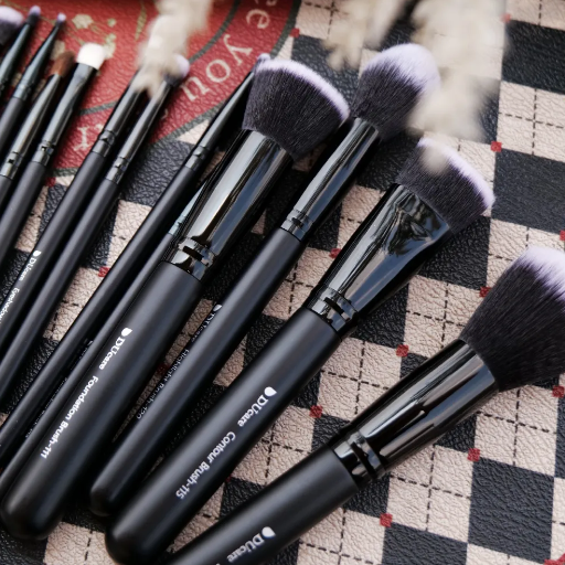 makeup brushes and its uses