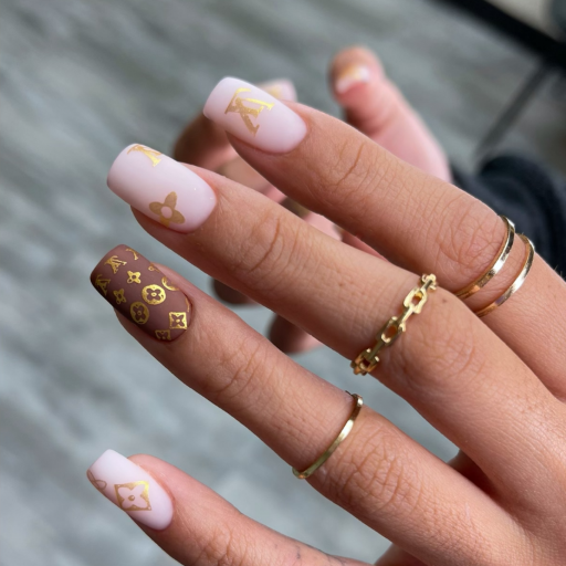 Russian Manicure